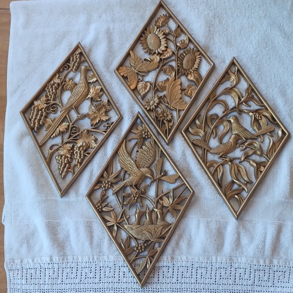 Home Interior wall decor 4 pc. Set birds and flowers